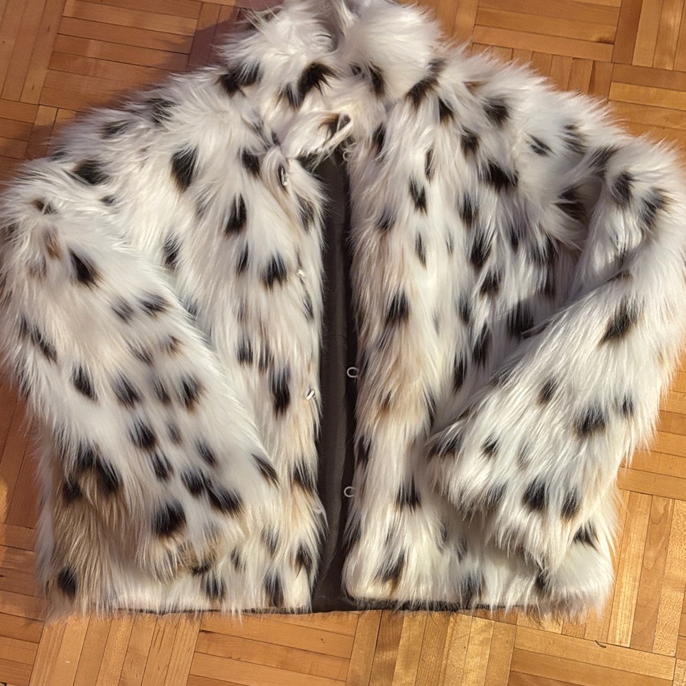 Faux Fur Leopard Print Jacket